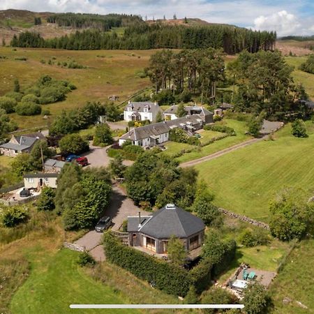 Dalnoid Cottages & Treehouses Nr Glenshee Экстерьер фото